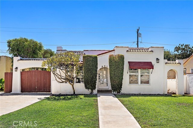 Building Photo - 921 N Clementine St