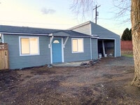 Building Photo - 1304-1302 S 42nd Ave