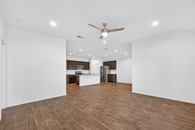 Building Photo - 20330 Tembec Dr