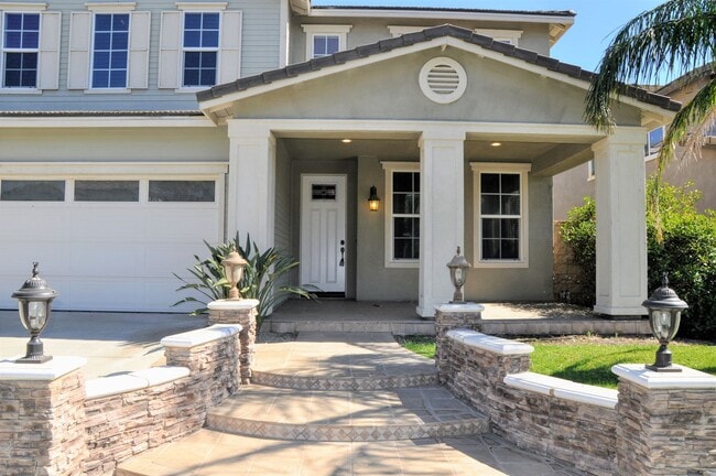 Building Photo - 15655 Iron Spring Ln