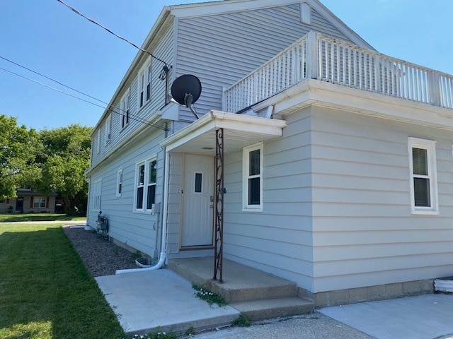 Back of building unit 2 entry - 1222 Missouri Ave