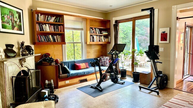 Building Photo - Gorgeous entire home in Cambridge Nature available 9/1/26