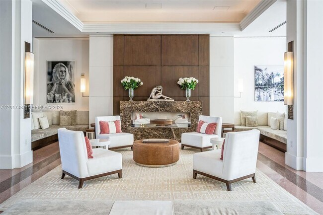Building Photo - 3737 Collins Ave