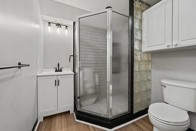 Building Photo - 68 Sterling Ln