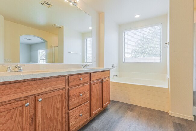 Building Photo - 3113 W Hayden Peak Dr