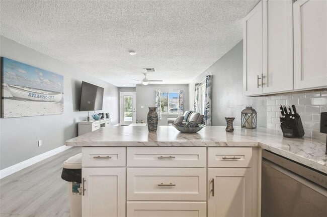 Building Photo - 3160 Downing St