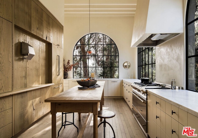 Primary Photo - 7776 Firenze Ave