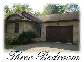 Building Photo - 1422 S Palmer Ave