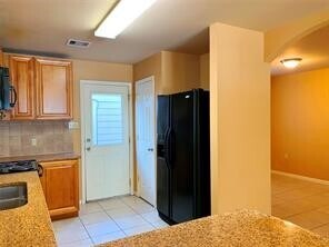 Building Photo - 10064 Emnora Ln