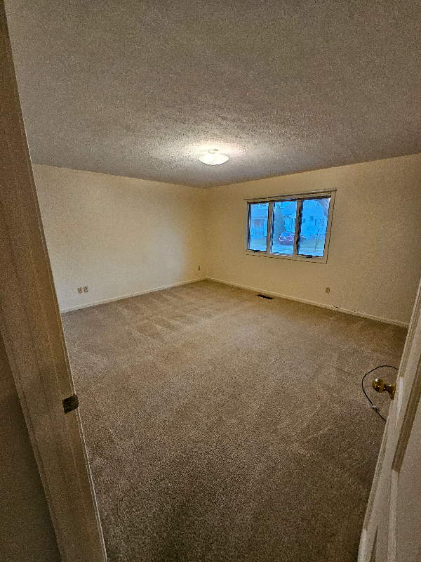Building Photo - 714 College Dr