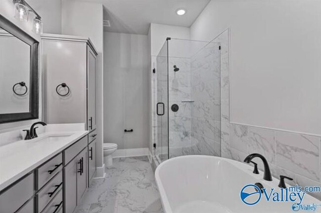 Building Photo - 350 Hay Rake Dr