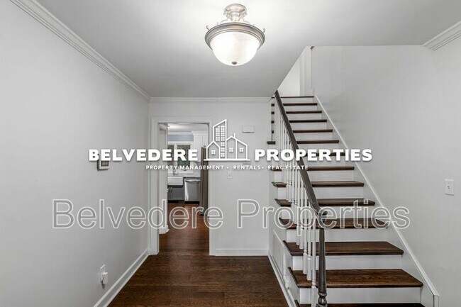 Building Photo - 4103 Oak Hollow Dr