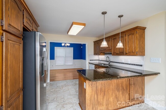 Building Photo - 4626 Little Creek Dr