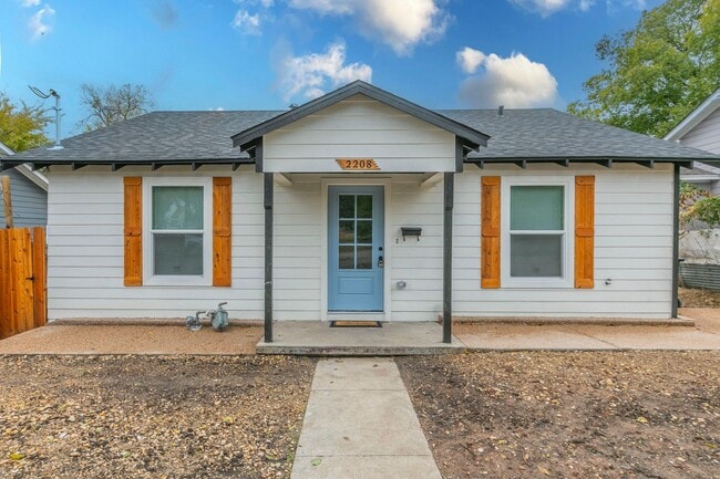 Building Photo - REMODLED HOME FOR RENT