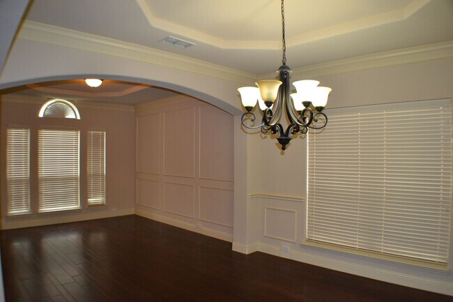 Building Photo - 6 Bed 4 Bath House for Lease - Plano - GOOD LOCATION!