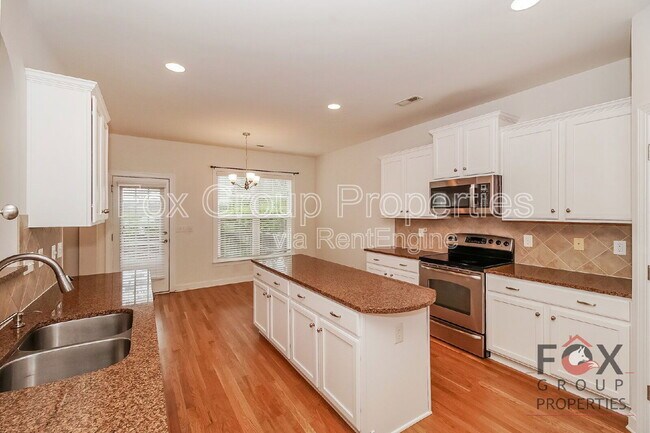 Building Photo - 117 Byers Commons Dr