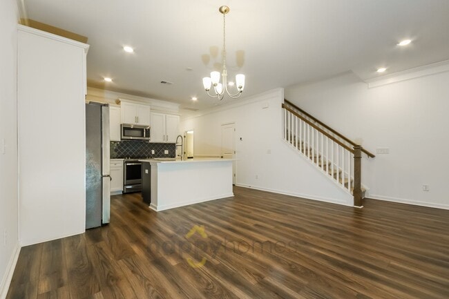 Building Photo - 3 Bedroom 2.5 Bath In Buckshire of Summerville