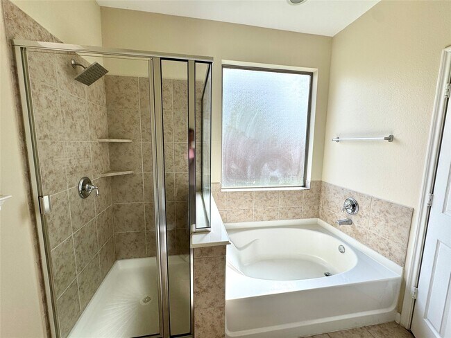 Building Photo - 18627 White Barnwood Ct