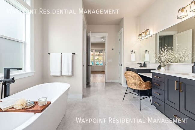 Building Photo - 3570 E Interstellar Ct