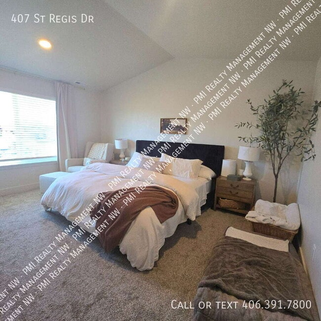 Building Photo - 407 St Regis Dr