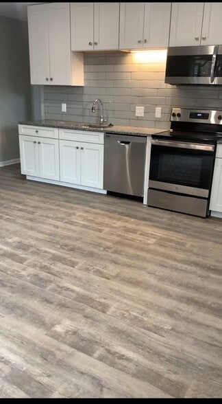 W. Elizabeth One Bedroom - Branch Lofts