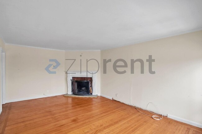 Building Photo - 1551 Innes Ave