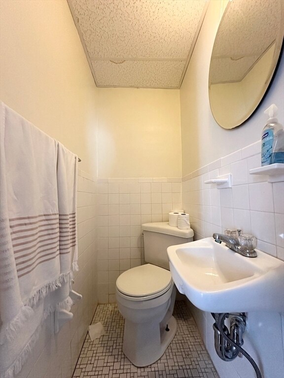 Building Photo - 46 Dana St