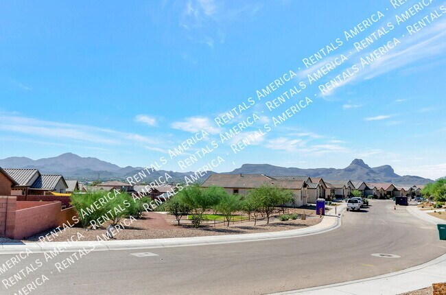 Building Photo - 5468 W Monterey Dr