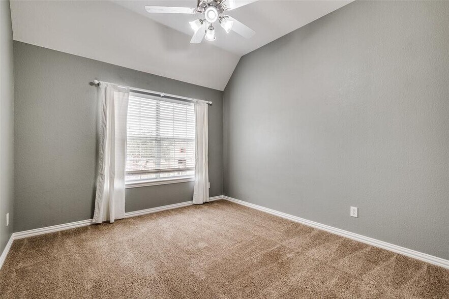 Building Photo - 5213 Geode Ln