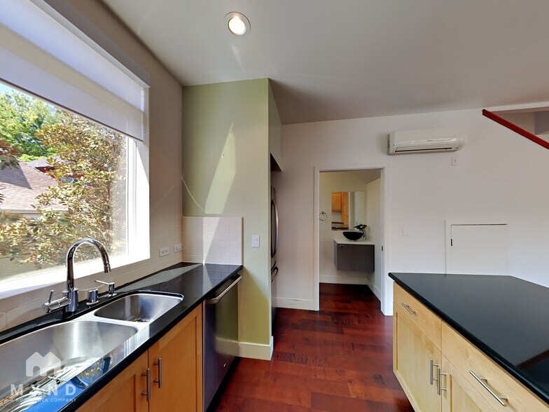 Building Photo - 1718 Liestal Aly