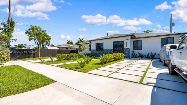 Building Photo - 21831 SW 109th Ct