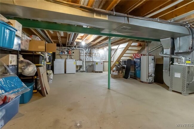 Building Photo - 3058 E River Rd