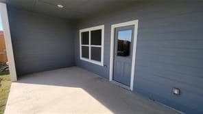 Primary Photo - 315 Marsh Ln