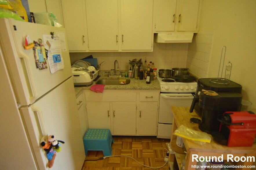 Building Photo - 383 Langley Rd