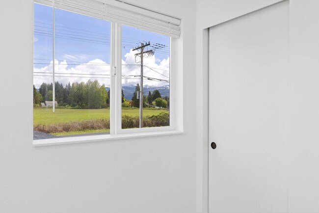 Building Photo - 24728 Marlene Way