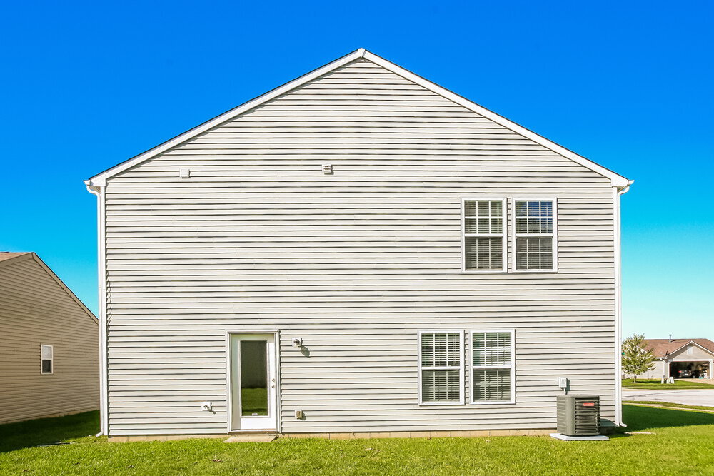 Building Photo - 1445 Bluestem Dr
