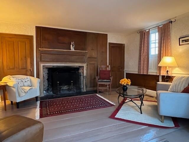 Building Photo - 520 Washington Rd