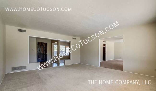 Building Photo - 525 W Orango Pl