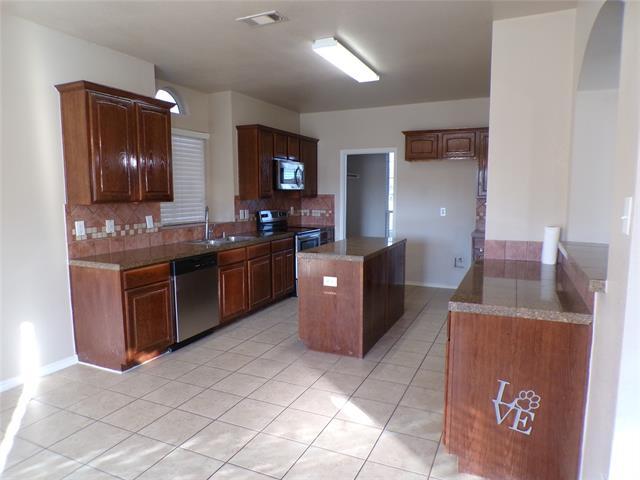 Building Photo - 822 Christine Dr