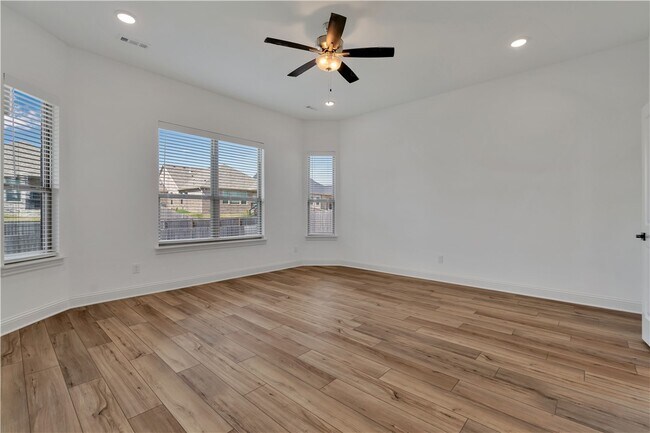 Building Photo - 1422 Elijahs Dr