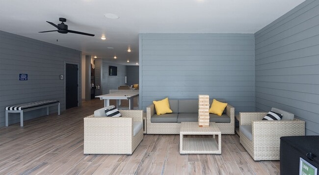 Building Photo - 10800 Hammerly Blvd