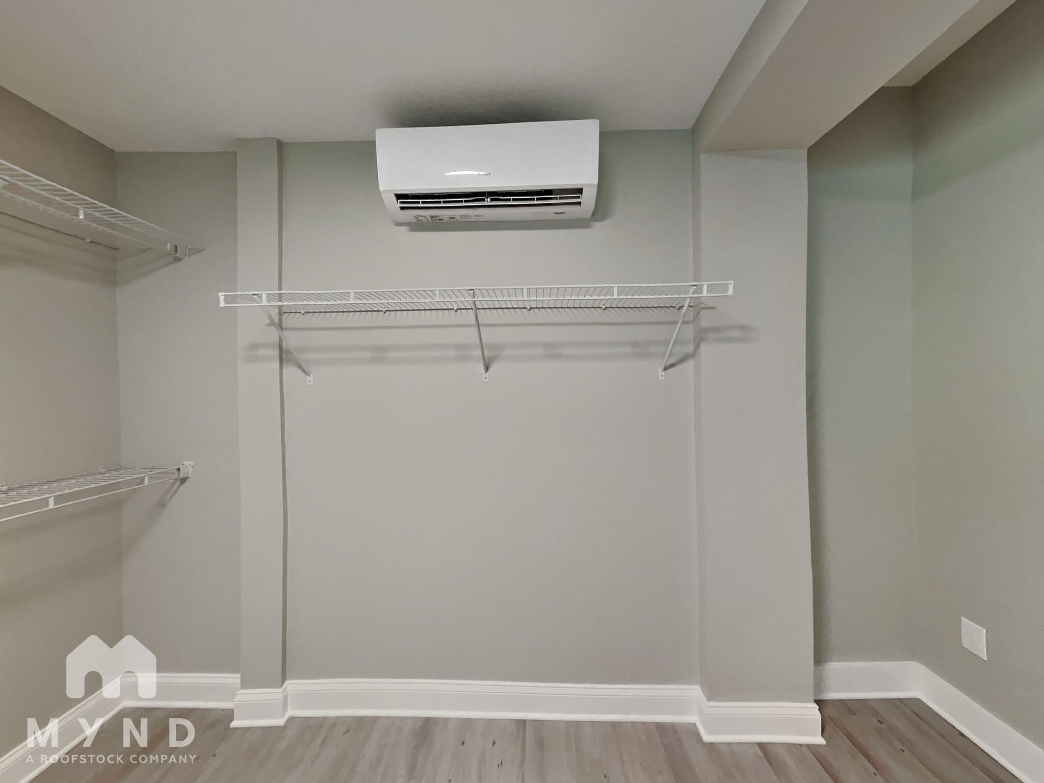 Building Photo - 829 E Orange St