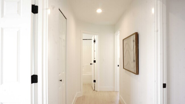 Building Photo - 7904 80th Ave NE