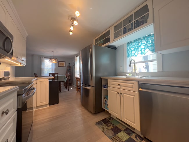 Building Photo - 26 Poplar St