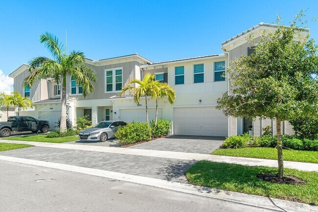 Building Photo - 5160 Willow Crk Dr