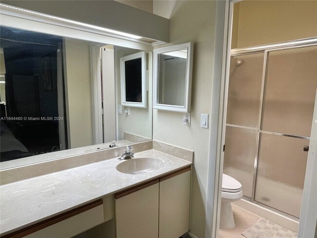 Building Photo - 3963 Cocoplum Cir