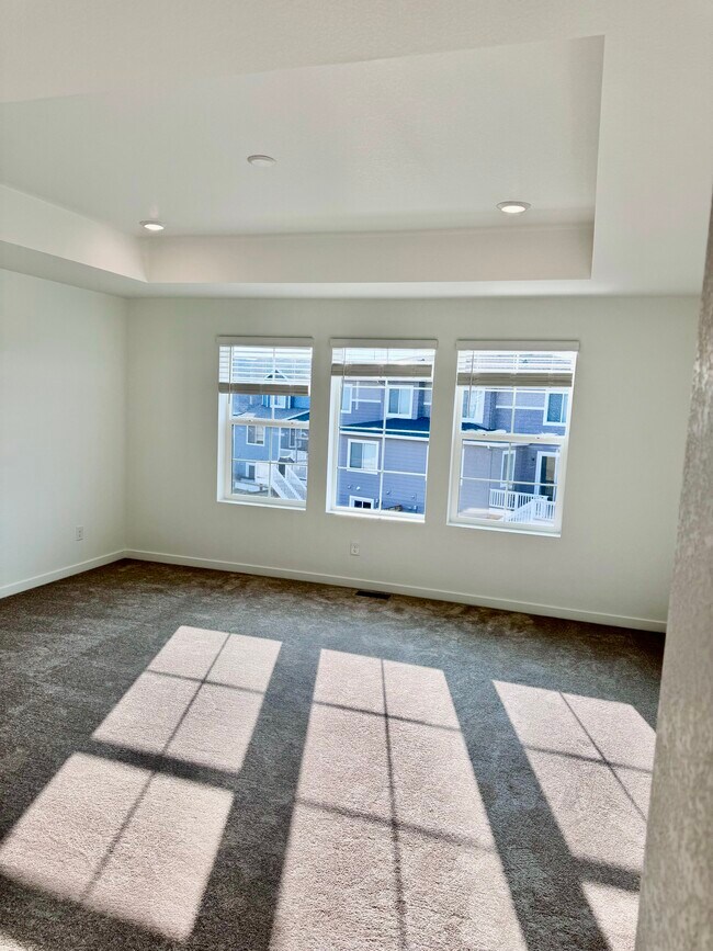 Building Photo - 8969 Spikerush Ct
