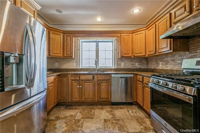 Building Photo - 39 Croydon Rd