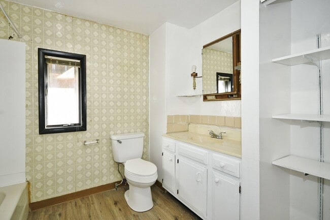 Building Photo - Charming 2-Bedroom/1-Bathroom House for Rent in Rankin - $1000/month