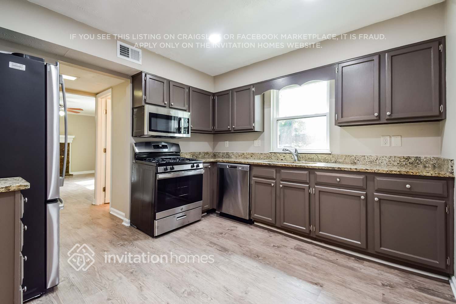 Building Photo - 640 Barrington Way